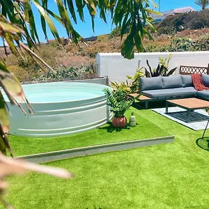 Ferienhaus Casa Con Piscina Y Jardin Con Vistas Al Mar, Puerto de la Madera